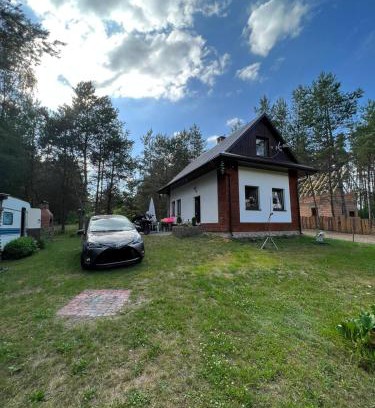 Suleczyno House | Top-Rated Kaszuby Cottage by Lake Gowidlińskie, Pet Friendly