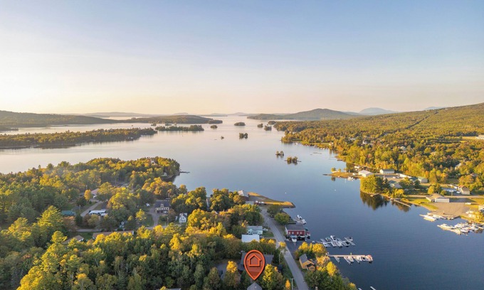 Greenville House | Katahdin View - 3 King Beds, Wraparound Deck, Fire Pit, Dog Friendly, Sleeps 14