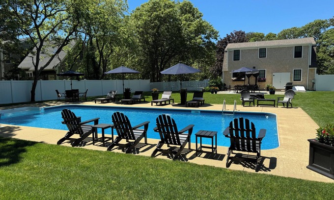 Katama House | Explore Beaches and Enjoy a Private Heated Pool Retreat