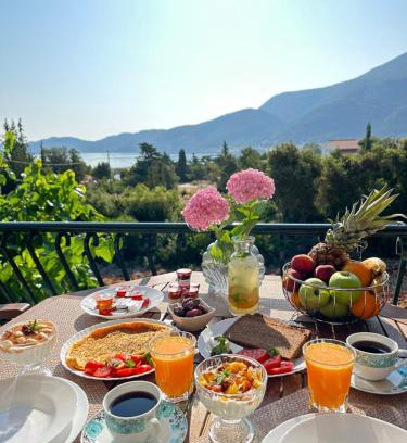 Karavomylos Apartment | Kate's Place Apartment, 5' walk from the beach