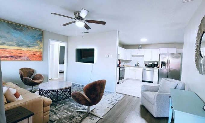 Central Arlington House | Pet-Friendly Retreat Near AT&T Stadium in Kathmandu