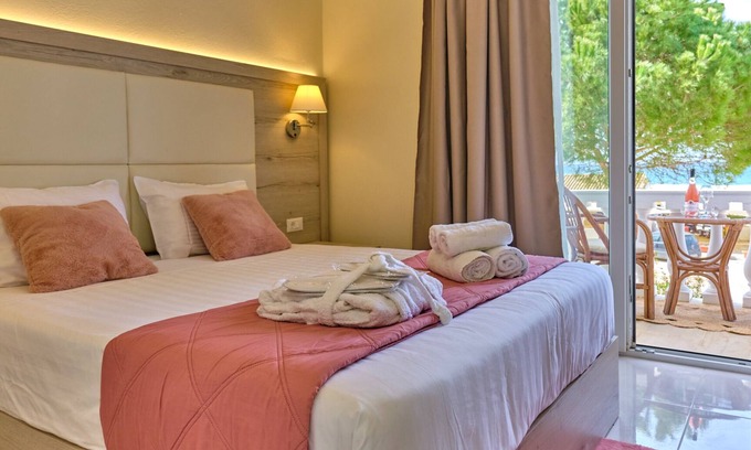 Agios Georgios Pagon Apartment | Guest Rated 10/10: Katoi Studio with Oceanfront Views