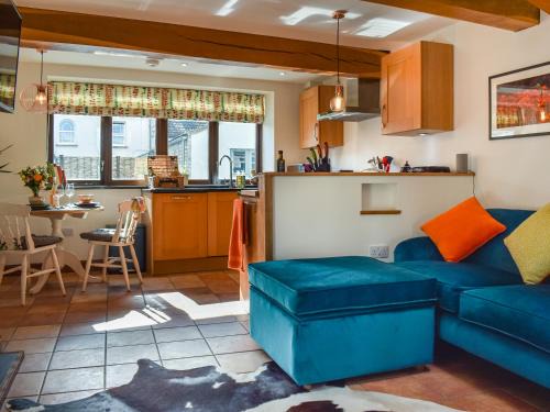 Lower Godney House | Pet-Friendly Katy: Rated 10/10 for Family Fun