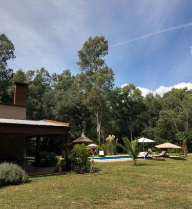 Partido de Monte House | Cozy Kau Chaink Casa de Campo with Oceanfront Amenities