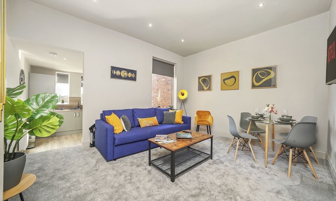 Golborne Apartment | Top-Rated Kauto Star Apartment with Family-Friendly Amenities
