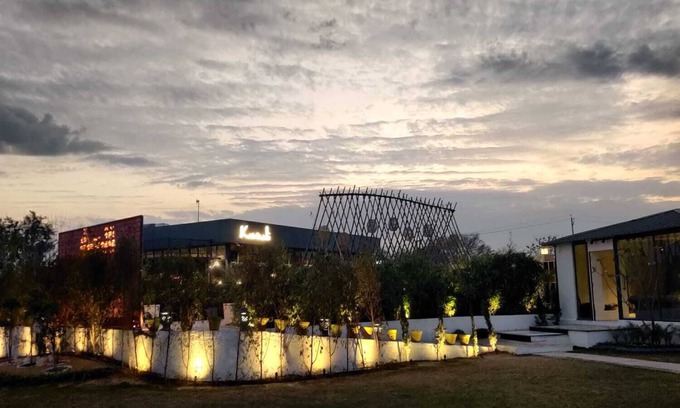 Amritsar Hotel | Enjoy Family-Friendly Comfort at Kavaali Stays - Rated 9/10