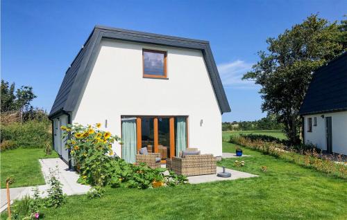 Den Oever House | Pet-Friendly Retreat at Kavel 13: Ideal for Families