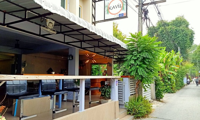Old City House | Budget-Friendly Kavil Guesthouse with Breakfast & Kitchen