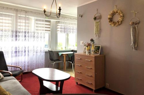 Konin Apartment | Budget-Friendly Kawalerka: Family and Pet Friendly Stay