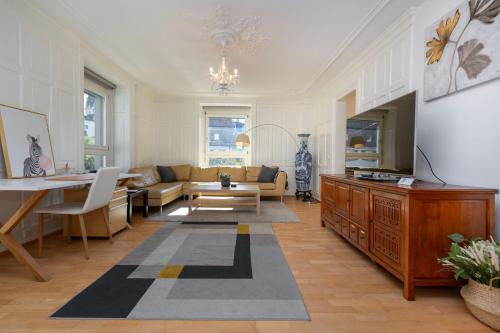 Langstrasse Apartment | Discover KAYA Zurich Apartment DIAMOND with Spacious Terrace