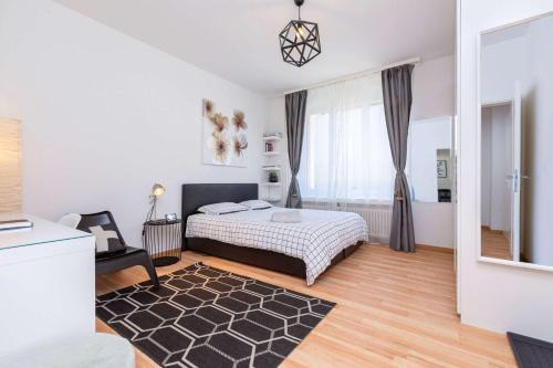 Werd Apartment | Downtown Deluxe KAYA Zurich Apartment with Family-Friendly Perks