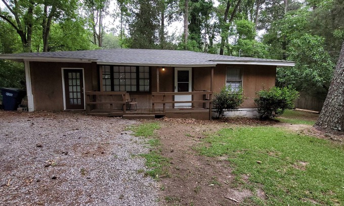 Wetumpka House | Relaxing Getaway at Kayak Shak - Downtown Wetumpka