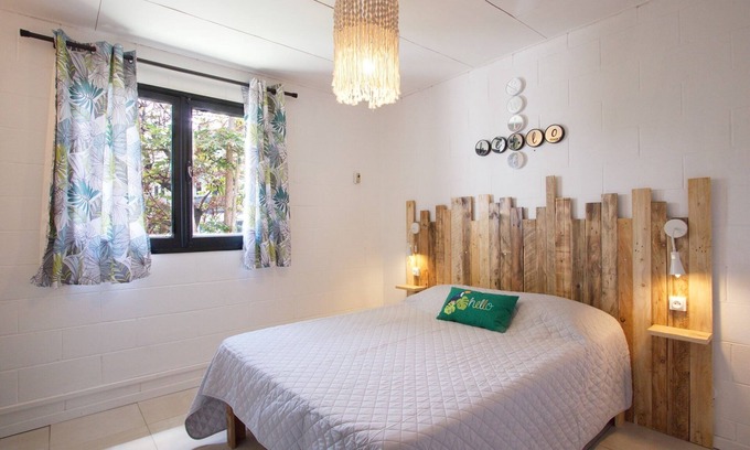 St Gilles-les-Bains House | Relax at Kaz Lotis, Just 2 Minutes from the Beach
