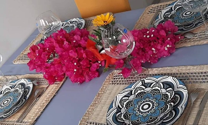 Montvert-les Bas Apartment | Discover Kaz Papaye: Family-Friendly Retreat with Kitchen