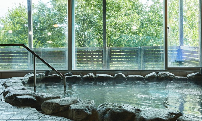 Gotsu Hotel | Discover KAZENOKUNI IWAMI RESORT & STAYS: Rated 10/10