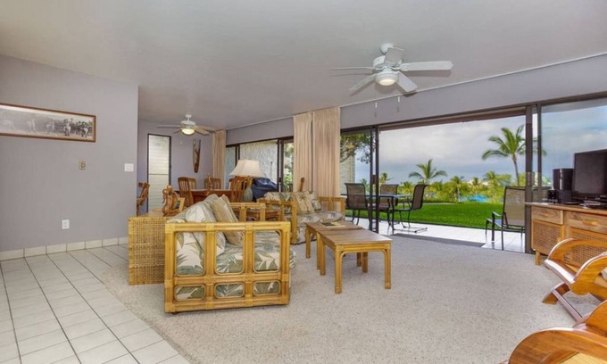 Keauhou Apartment | Tranquil Keauhou Punahele A104: Oceanfront Oasis Awaits