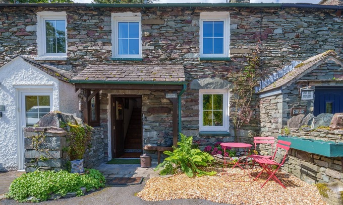 Penrith Cottage | Discover Keepers Cottage - Patterdale, Ullswater with Breakfast