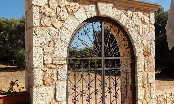 Razata Apartment | Inviting Kefalos Apartment: Family-Friendly with Breakfast