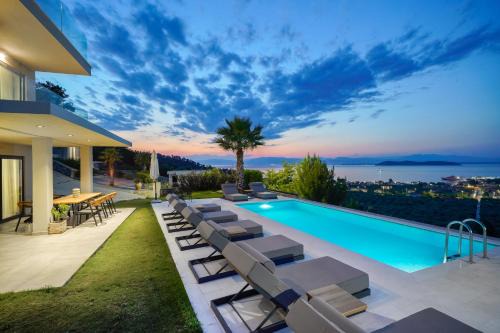 Thasos Town House | Experience Kefi Luxury Villas: Oceanfront Bliss & 10/10 Rating