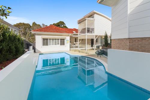 Keiraville House | Keiraville Poolside Escape Near University - Family Friendly
