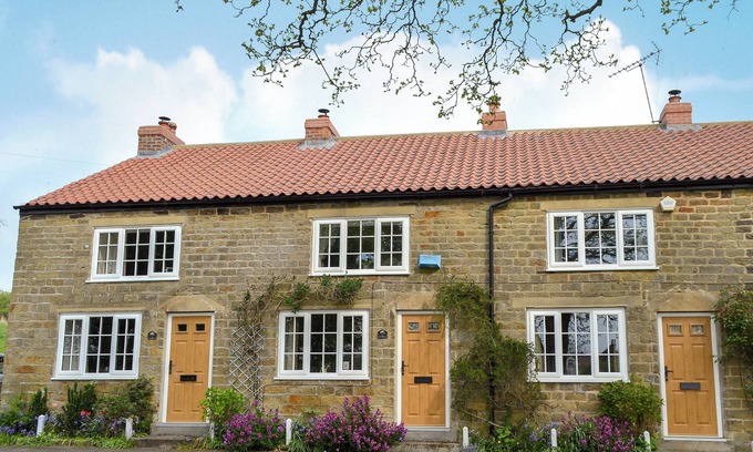 Easterside Cottage | Cozy 2-Bedroom Stay in Keldholme Near Kirkbymoorside