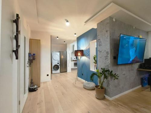 Celje Apartment | Discover Keleia New Village: Guest Rated 9.4 & Family-Friendly