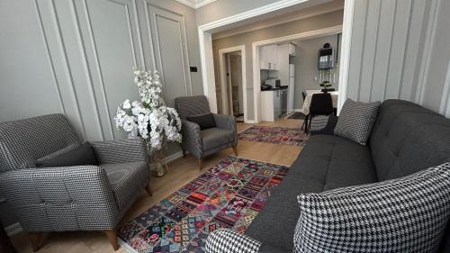 Trabzon Apartment | Discover Keles Home: Family-Friendly Stay with Breakfast