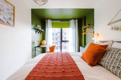 Sheffield Apartment | Prime Location and Elegance Await at Our Premier Hotel