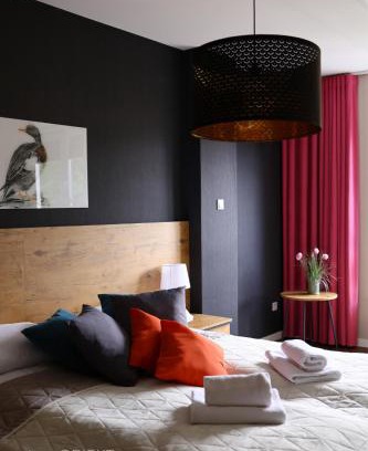 Porabka Apartment | Exclusive Views at Keller Apart K12 with Free Air Conditioning