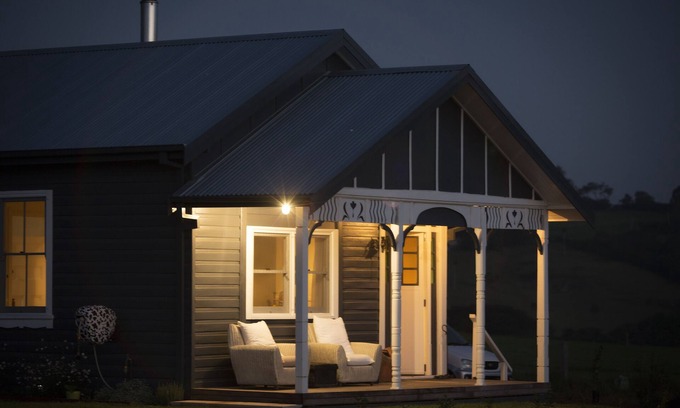 Jerrara Cottage | Discover Kelly Cottage: A Unique Hollywood Escape