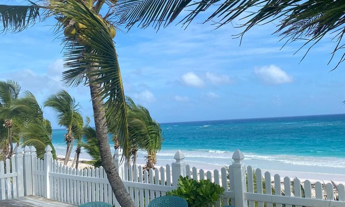 Dunmore Town House | Unforgettable Kelly Krest: Beachfront Bliss & Ocean Views