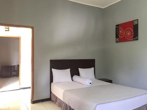 Jakarta House | Budget-Friendly Kemang Place Near Lippo Mall with Breakfast