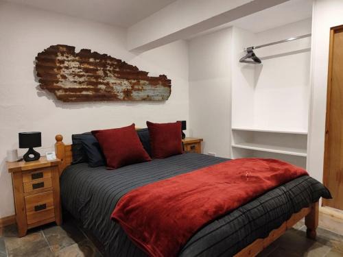 Sangomore House | Cozy Kempies House: Pet-Friendly Retreat on NC500