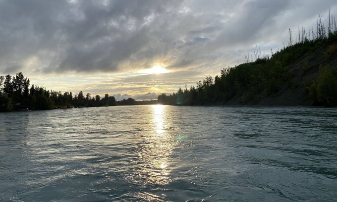 Sterling Cabin | Kenai Riverfront Log Cabin: Ideal for Fishing & Family Fun