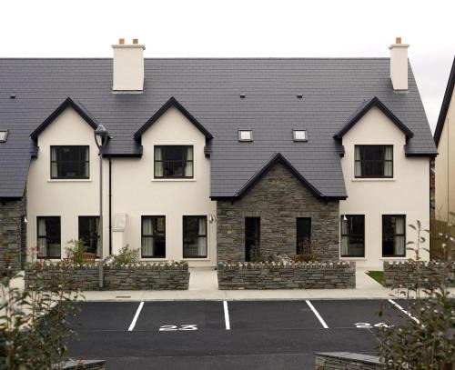 Kenmare Resort | Experience Comfort at Kenmare Bay Hotel Lodges