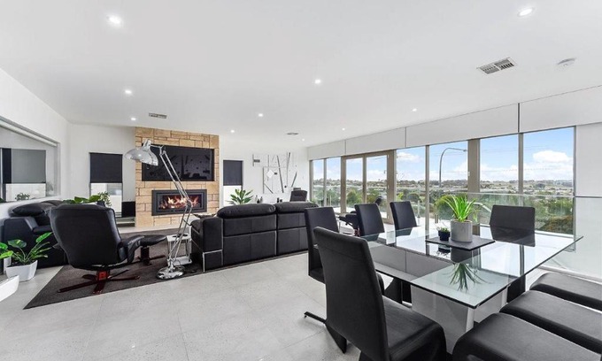 Mount Gambier Apartment | Elegant 4-Star Stay at Kennedy Executive Townhouse