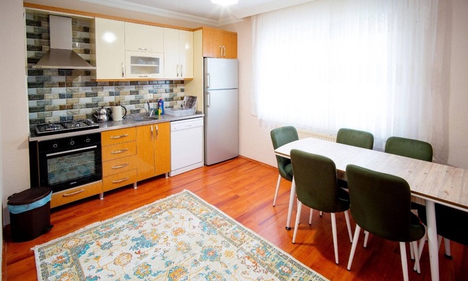 Cayeli Apartment | Top-Rated Kent Apart: Family-Friendly & Accessible Comfort