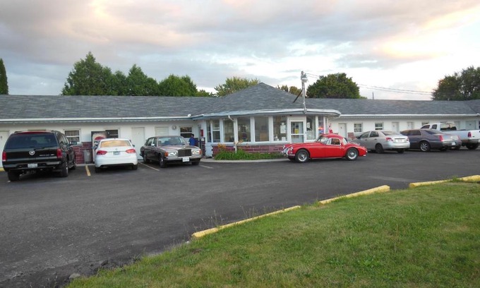 Chatham-Kent Hotel | Budget-Friendly Kent Motel with Family and Accessibility Features