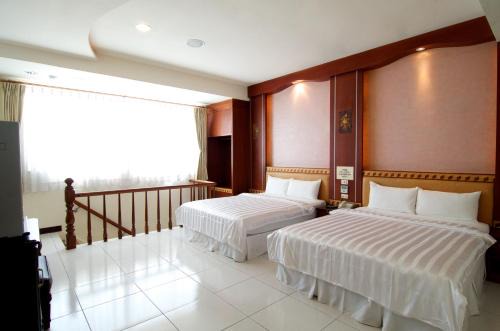 Hengchun Hotel | Relaxing Stay at Kenting Motel with Breakfast & Hot Tub