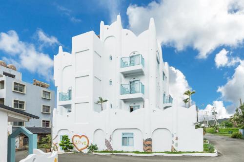 Sail Rock Beach House | Cozy Kenting Shen's Homestay with Oceanfront Views