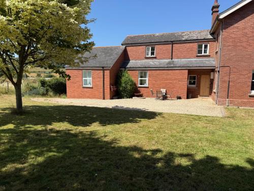 Kenton House | Discover Kenton Mill Farm: Family and Pet-Friendly Retreat