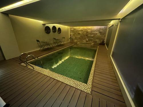 Buenos Aires Central Business District Hotel | Relax at Kenton Palace Buenos Aires with Ocean Views