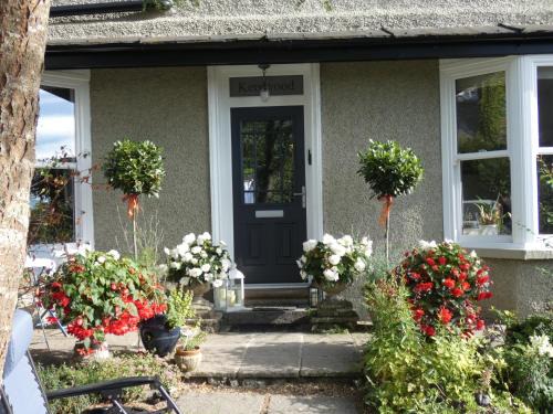Arnside Bed & Breakfast | Exceptional Kentwood Guest House with Oceanfront Pool