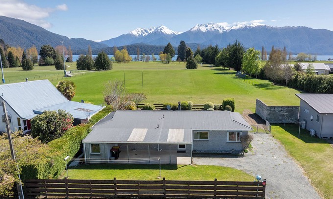 Te Anau Cottage | Cozy Kepler Retreat - Ideal Family Getaway in Te Anau