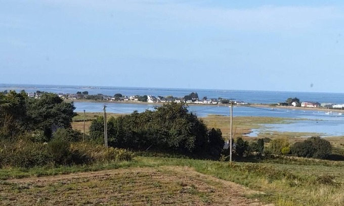 Lanmodez House | Discover Ker Well: Oceanfront Gîte with Pool & Top Reviews