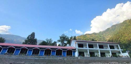 Azad Kashmir Hotel | Keran Retreat