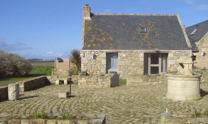 Plomeur House | Experience Kerdu Pointe de la Torche: Steps from the Beach