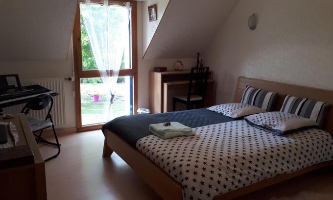 Carhaix-Plouguer Bed & Breakfast | Discover Kerniguez 3: Pet-Friendly with Top Ratings