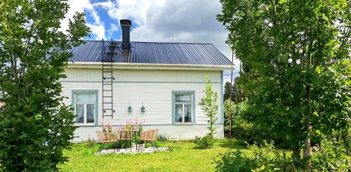 Liljendal Ski Chalet | Beautiful Kerttula: Oceanfront Haven with 9.2/10 Rating