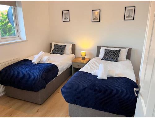 Kettering House | Inviting HiveStays 2BR with Free Parking & Wifi Access